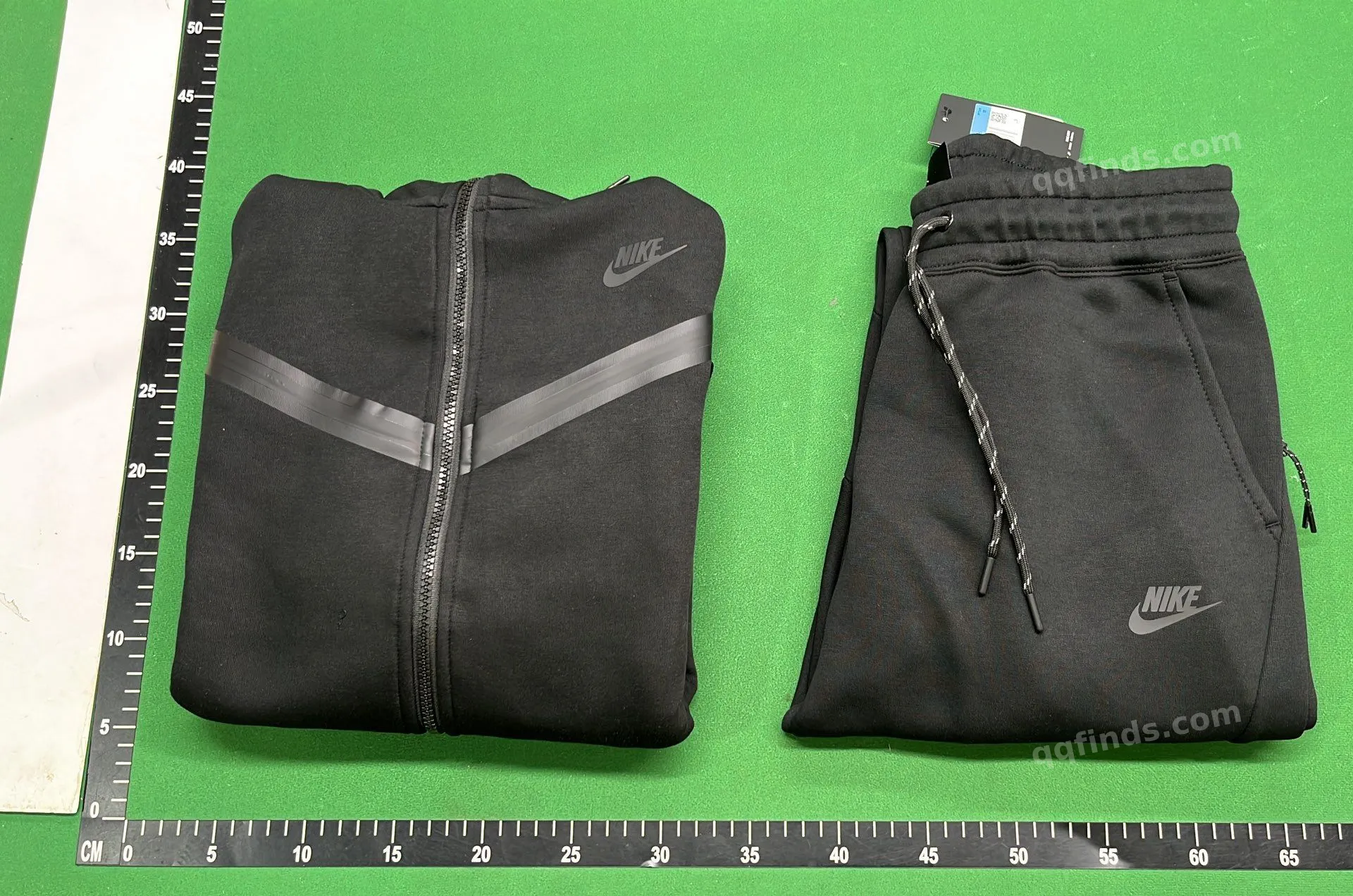 Nike Tracksuit Set QC