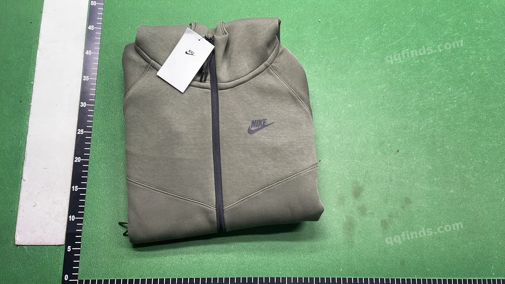 Men's Hooded Track Suit QC